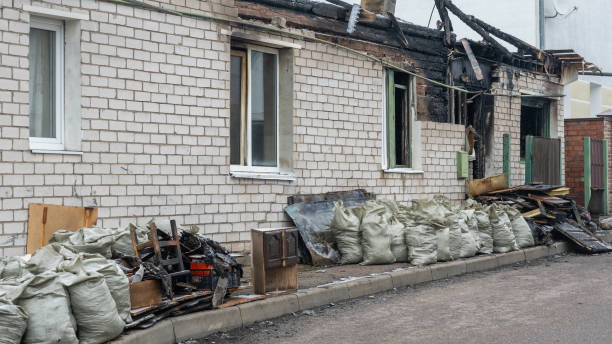 24/7 Emergency Fire Damage Removal experts in Campbell, FL